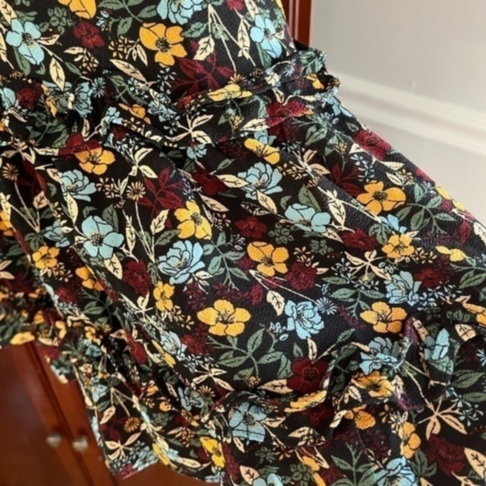 NWT BCBG Paris Sleeveless Floral Dress Size XS - Picture 9 of 13